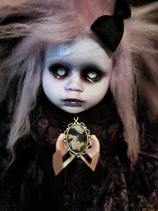 Delilah Horror Doll