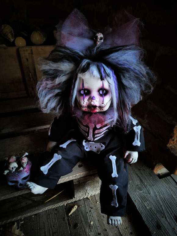 Treat Horror Doll