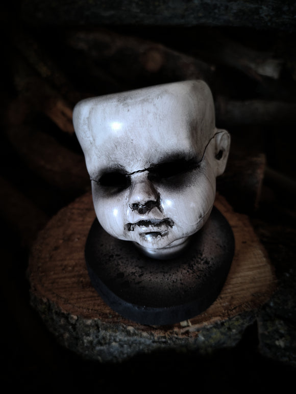 Dusk Horror Doll's Head